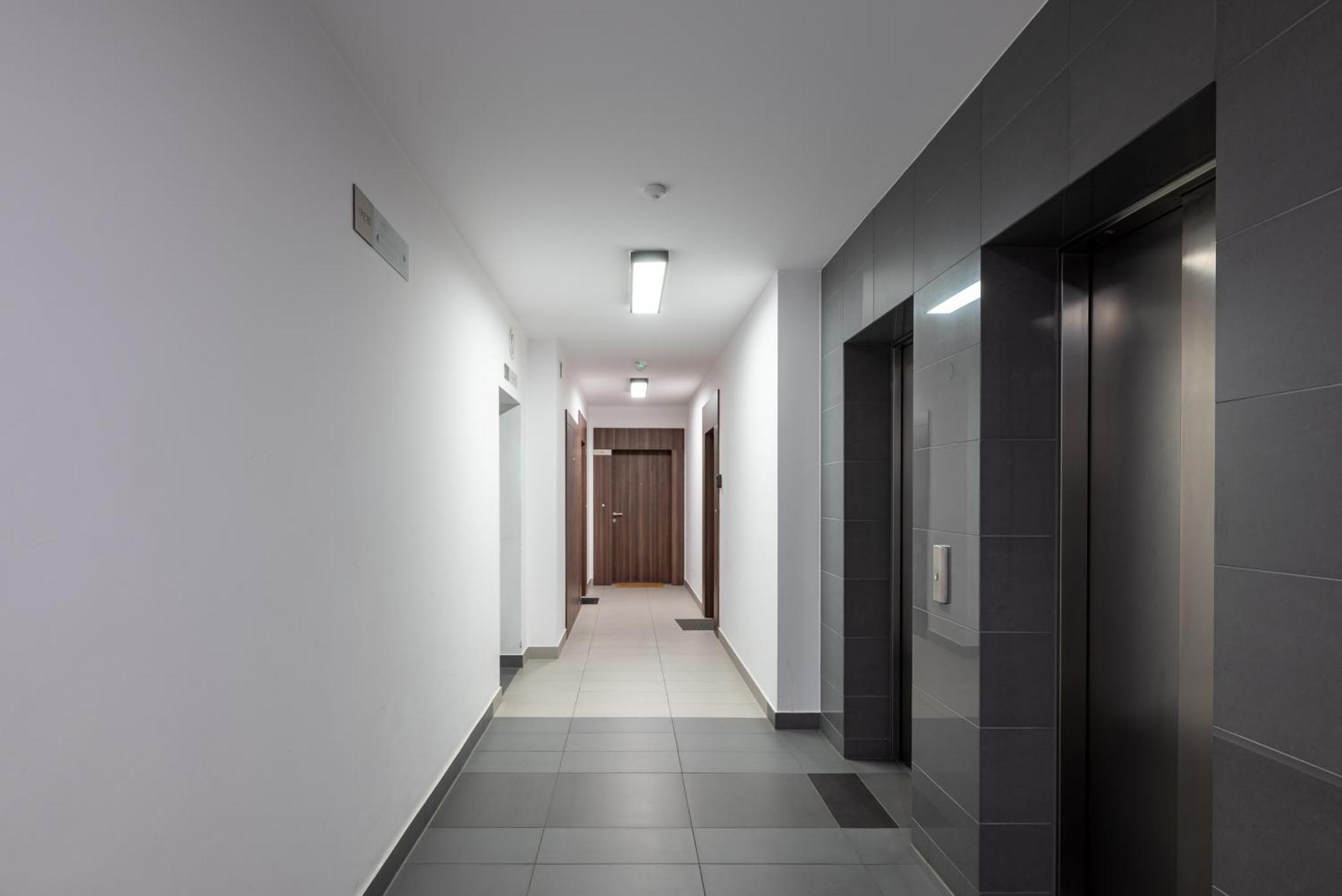 Metro Plocka Cosy Apartment Варшава Екстер'єр фото